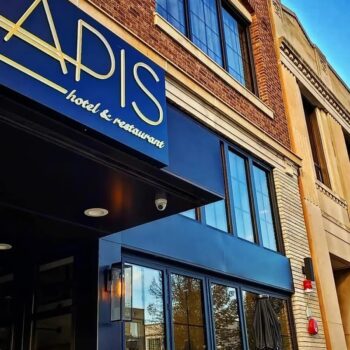 The Apis Hotel & Restaurant