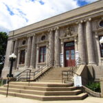 Dinosaur Discovery Museum